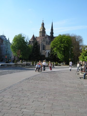 townsquareinkosice4.jpg